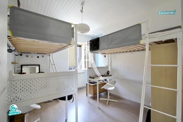 EXCLUSIVITÉ L'ADRESSE - LATTES BOIRARGUES - MAISON DE VILLE MITOYENNE - 4 PIÈCES D'ENVIRON 90 M² - 3 CHAMBRES - REMISE INDÉPENDANTE