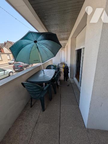 T2 avec terrasse et stationnement dans résidence sécurisée