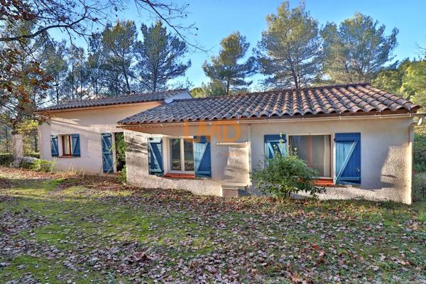 Maison de campagne plain pied 3 chambres Piscine 5000m2 de terrain