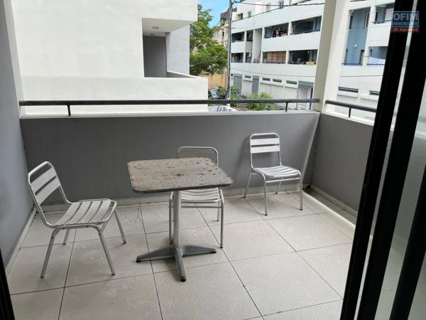 A VENDRE APPARTEMENT F3 DE 73.07 M2 AU CENTRE VILLE DE SAINT DENIS