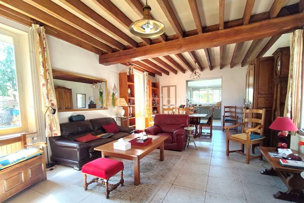 Vente
                Maison150 m² - 7 Pièces -
                    MONTARGIS (45200)