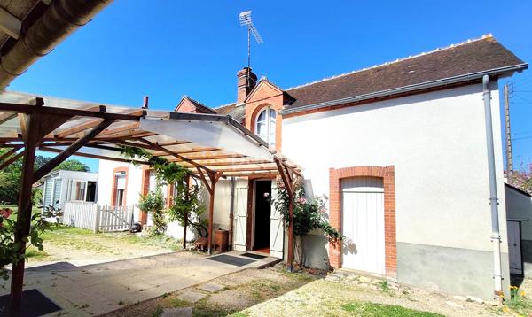 Vente
                Maison150 m² - 7 Pièces -
                    MONTARGIS (45200)