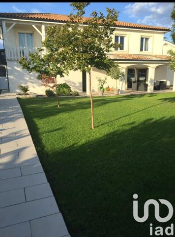 Maison à vendre 6 pièces 209 m² Macau