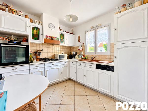 Maison Donville Les Bains 5 pièce(s) 95.30 m2 DONVILLE LES BAINS