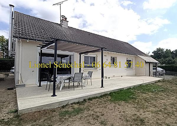 Maison rénovée, lumineuse et peu énergivore entièrement de plain - pied 7 pièces de 90 m2 sur une parcelle de plus de 4 000 m2 (dont une parcelle de 2 200 m2 constructible)