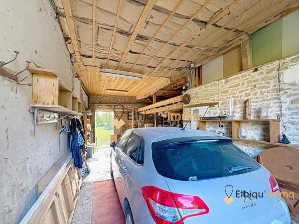 Maison de caractère 224 m² · 6 chambres · 3 232 m² de verger