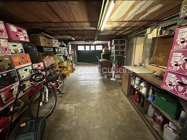Vente
                Maison118 m² - 7 Pièces -
                    ORLY (94310)