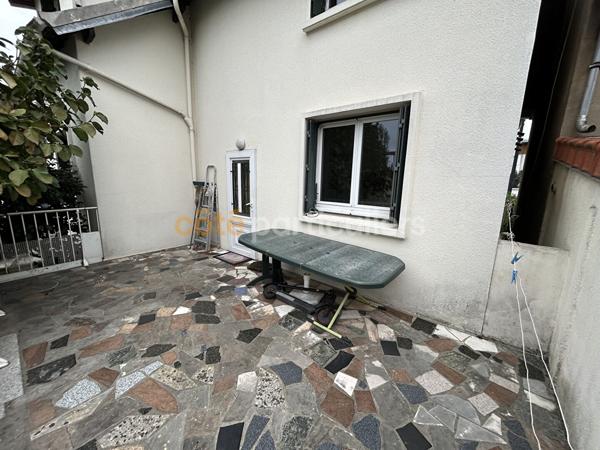 Vente
                Maison118 m² - 7 Pièces -
                    ORLY (94310)