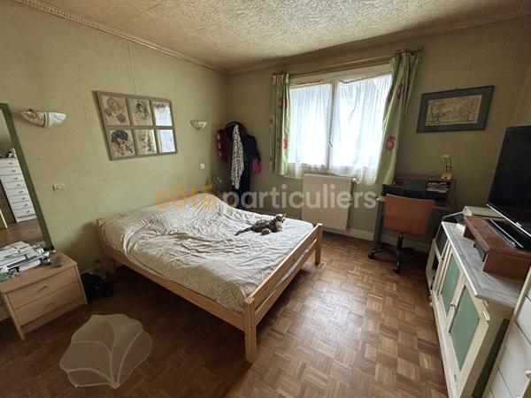 Vente
                Maison118 m² - 7 Pièces -
                    ORLY (94310)