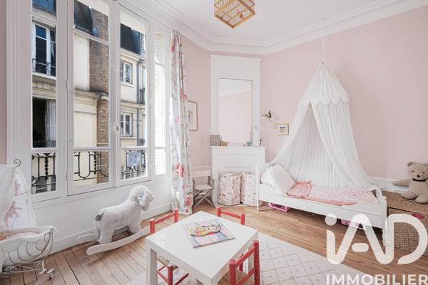 Appartement à vendre 6 pièces 155,97 m² Paris 17