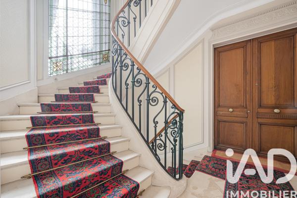 Appartement à vendre 6 pièces 155,97 m² Paris 17