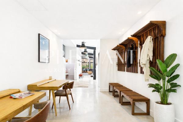 Biarritz – Loft aux lignes contemporaines et beaux volumes, avec patio, BIARRITZ
