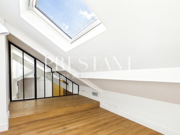 Biarritz – Loft aux lignes contemporaines et beaux volumes, avec patio, BIARRITZ