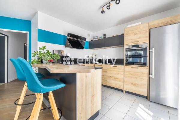 Appartement
         4 pièces
        - 81 m² Exclusivité 399 000 € *