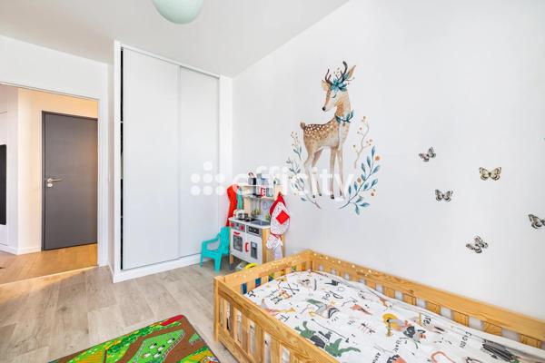 Appartement
         4 pièces
        - 81 m² Exclusivité 399 000 € *