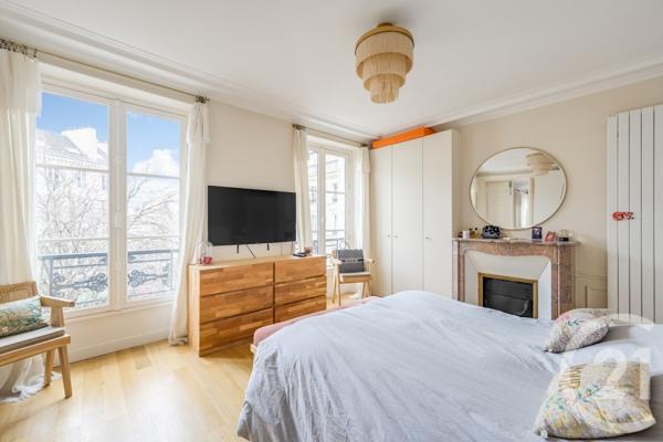 Appartement F6 à vendre  6 pièces - 114,80 m2 PARIS - 75009