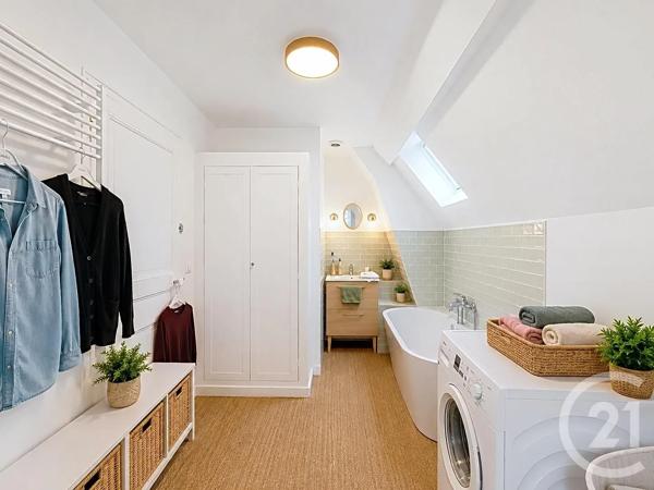 Maison à vendre  9 pièces - 216,75 m 2   FONTAINEBLEAU  - 77