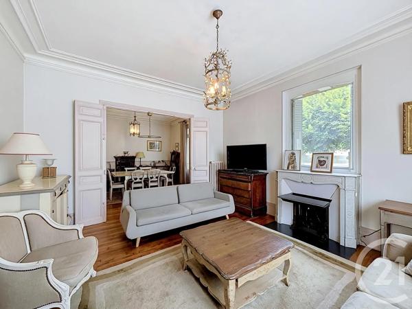 Maison à vendre  9 pièces - 216,75 m 2   FONTAINEBLEAU  - 77