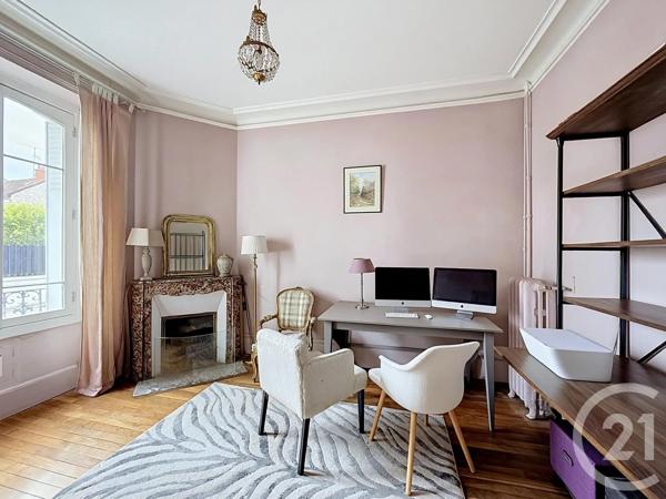 Maison à vendre  9 pièces - 216,75 m 2   FONTAINEBLEAU  - 77