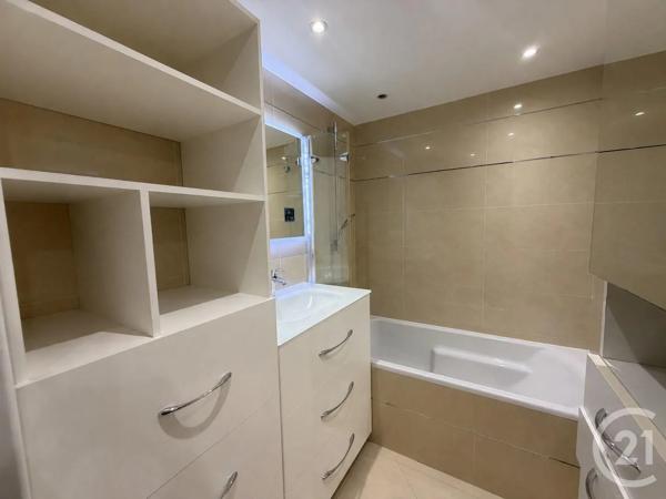 Appartement F3 à vendre  3 pièces - 78,92 m 2   MAISONS LAFFITTE  - 78