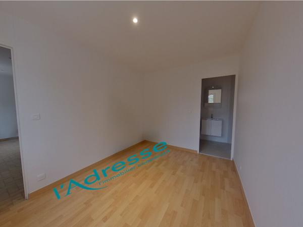 Maison Noisy Le Grand 6 pièces 83.88 m2, surface utile 175 m²