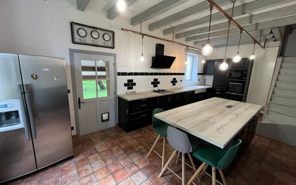 Maison à vendre    5 pièces •  Arvert