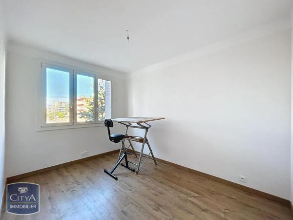 Appartement à louer 4 pièces 62.53m²