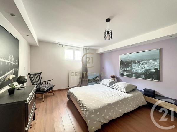 Maison à vendre  7 pièces - 164,47 m 2   CHAMPS SUR MARNE  - 77