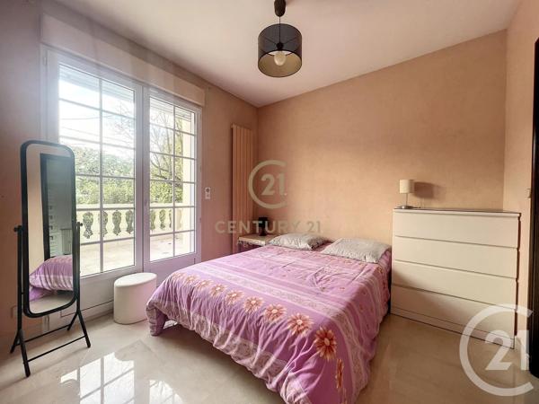 Maison à vendre  7 pièces - 164,47 m 2   CHAMPS SUR MARNE  - 77