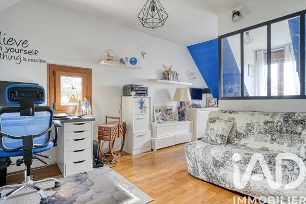 Maison à vendre 7 pièces 161,81 m² Saint-Leu-la-Forêt
