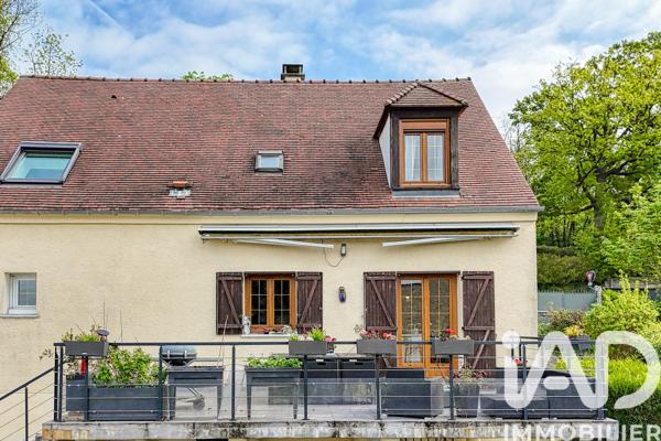 Maison à vendre 7 pièces 161,81 m² Saint-Leu-la-Forêt