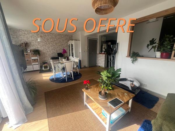 Appartement au calme avec 2 chambres, un balcon