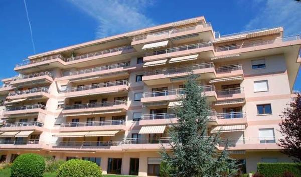 T2 + parking prive + cave