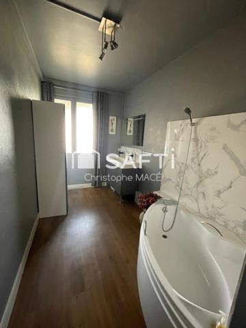 Laval Centre ville -Appartement T6 (145 m2)