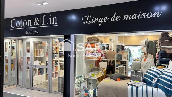 Murs commerciaux dans l'hypercentre d'Auray