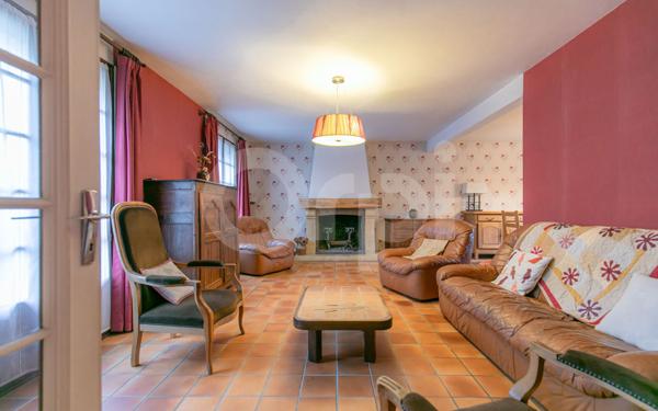 Maison à vendre    6 pièces •  Chennevières-sur-Marne