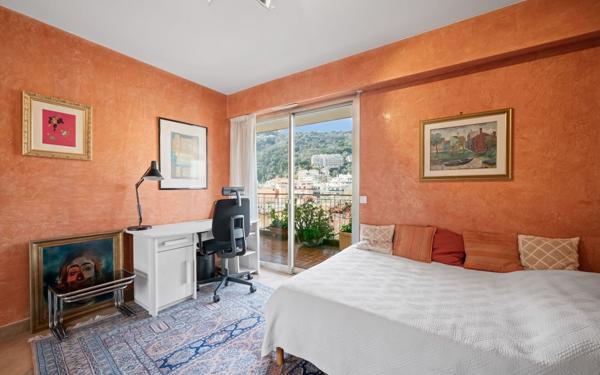 Appartement à vendre    6 pièces • 122 m2 Nice