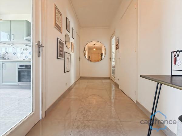 APPARTEMENT AVEC TERRASSE