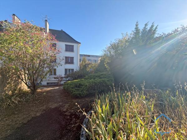 APPARTEMENT AVEC TERRASSE