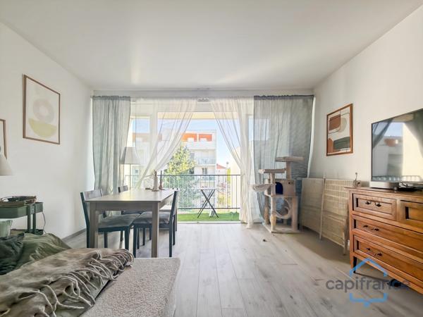 APPARTEMENT AVEC TERRASSE