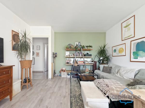 APPARTEMENT AVEC TERRASSE