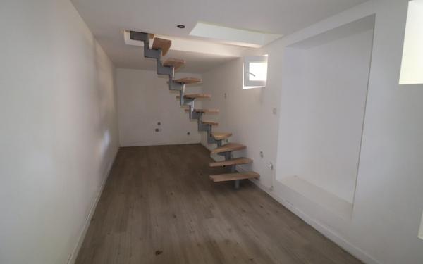 Maison à vendre    5 pièces • 103 m2 Roquevaire