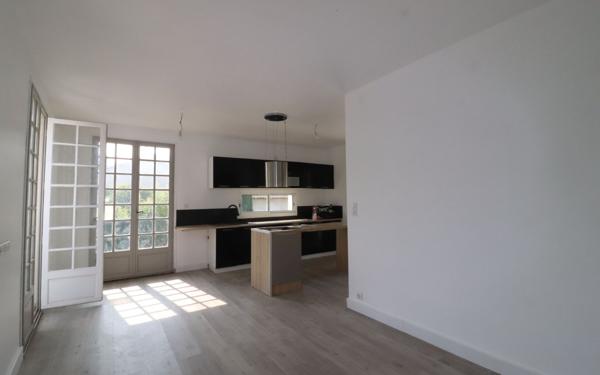 Maison à vendre    5 pièces • 103 m2 Roquevaire