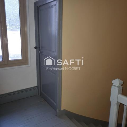 Lot de deux plateaux avec belle rentabilité