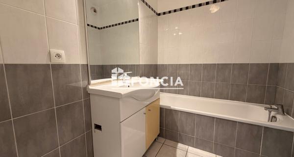Location Appartement 3 pièces 68.6 m² - Avignon 84000