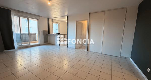 Location Appartement 3 pièces 68.6 m² - Avignon 84000