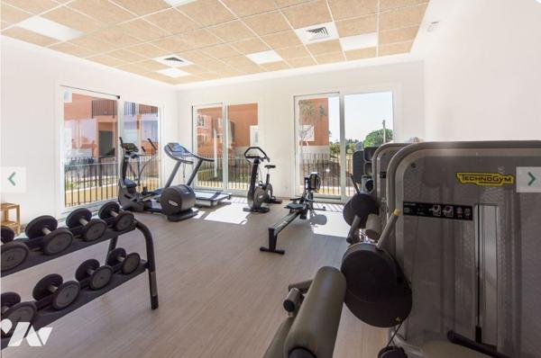 Attique 98m² traversant, 2 ch, avec 2 terrasses dans une résidence sécurisée  – Sa Ràpita, Majorque.