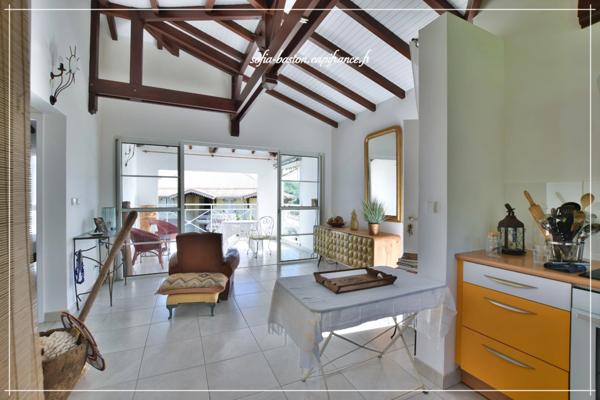 Appartement 2 pièces LES TROIS ILETS- Vue Mer – Proximité Plage – Terrasse + Box - A Vendre (972)