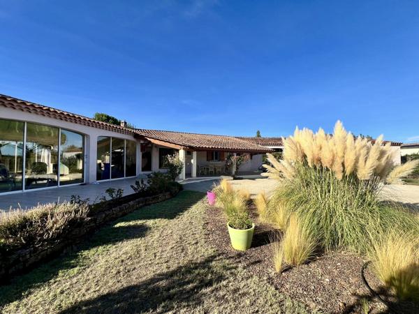 PROPRIETE UNIQUE EN PROVENCE A SAISIR ! URGENT!