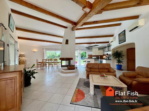 PROPRIETE UNIQUE EN PROVENCE A SAISIR ! URGENT!